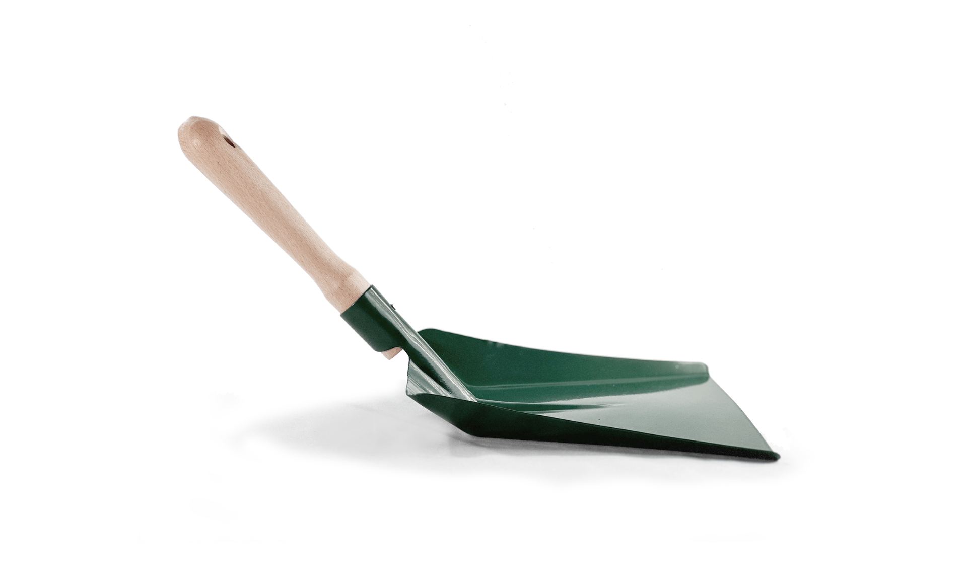 Professional beech wood dustpans - Sustainably sourced wood cleaning tools